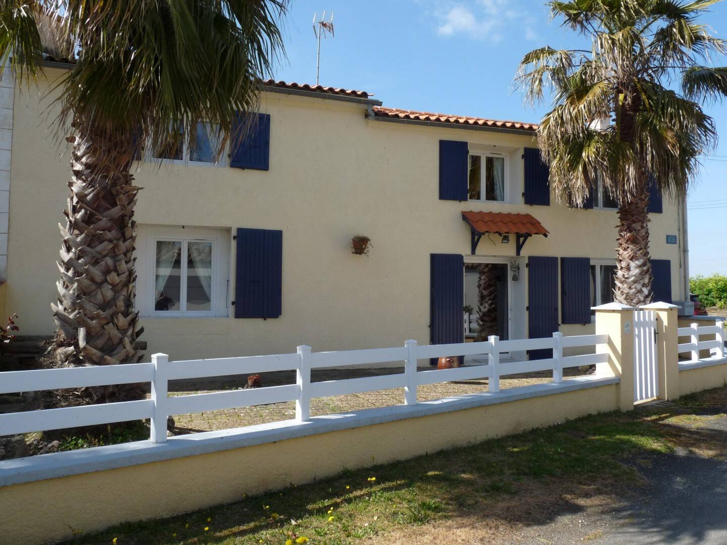 Maison à vendre, 161m², SAINT LAURENT DE LA PREE