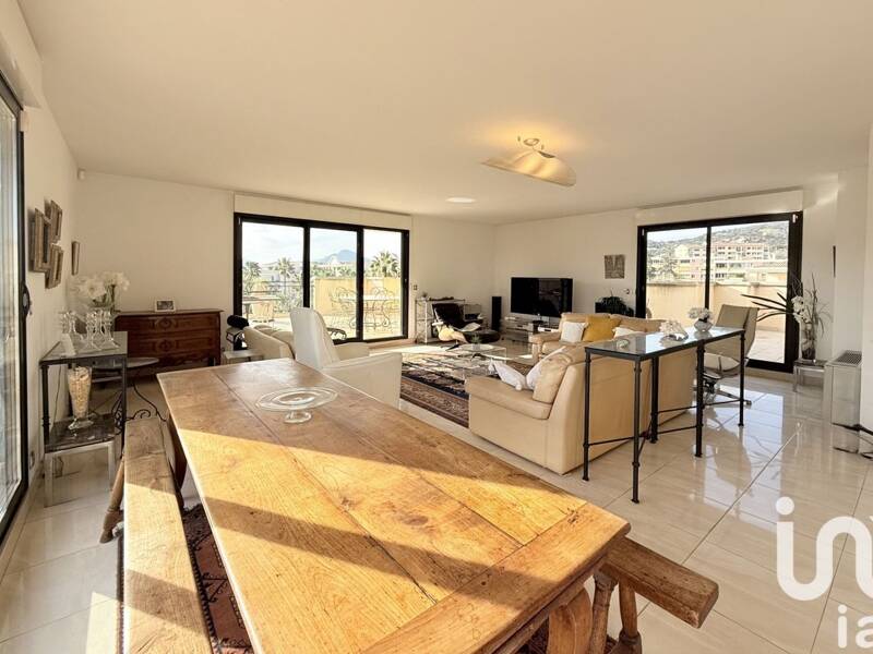 Maison à vendre, 138m², HYERES