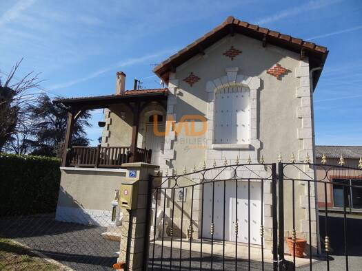 Maison à vendre 127 000 € 4 pièces 2 chambres 85 m² Saint-Front-de-Pradoux 24400