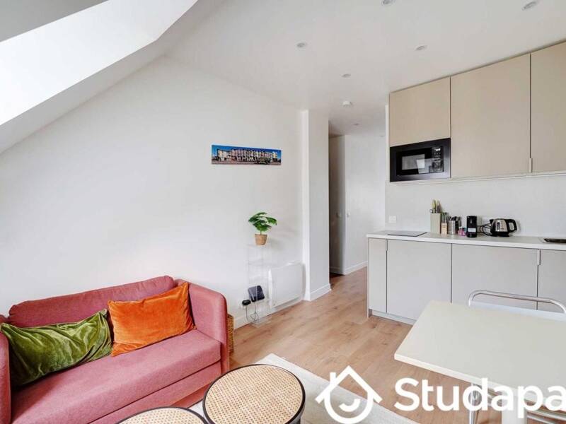 Maison à louer, 22m², PARIS 16E