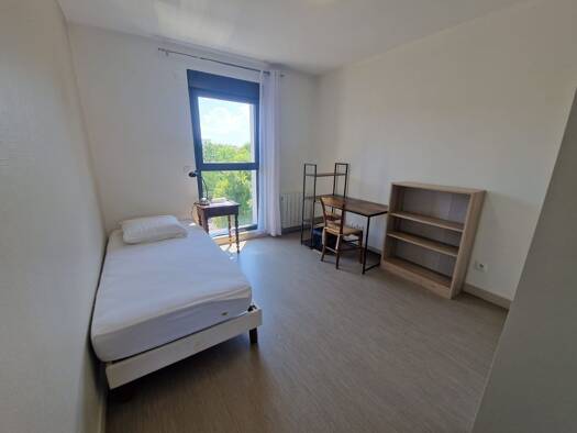 Studio à louer 550 € 1 pièce 18,5 m² Étage 4/4 Lyon 8ème arrondissement 69008