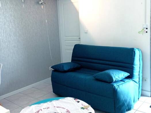 Appartement à louer 456 € 1 pièce 23 m² La Jarrie 17220