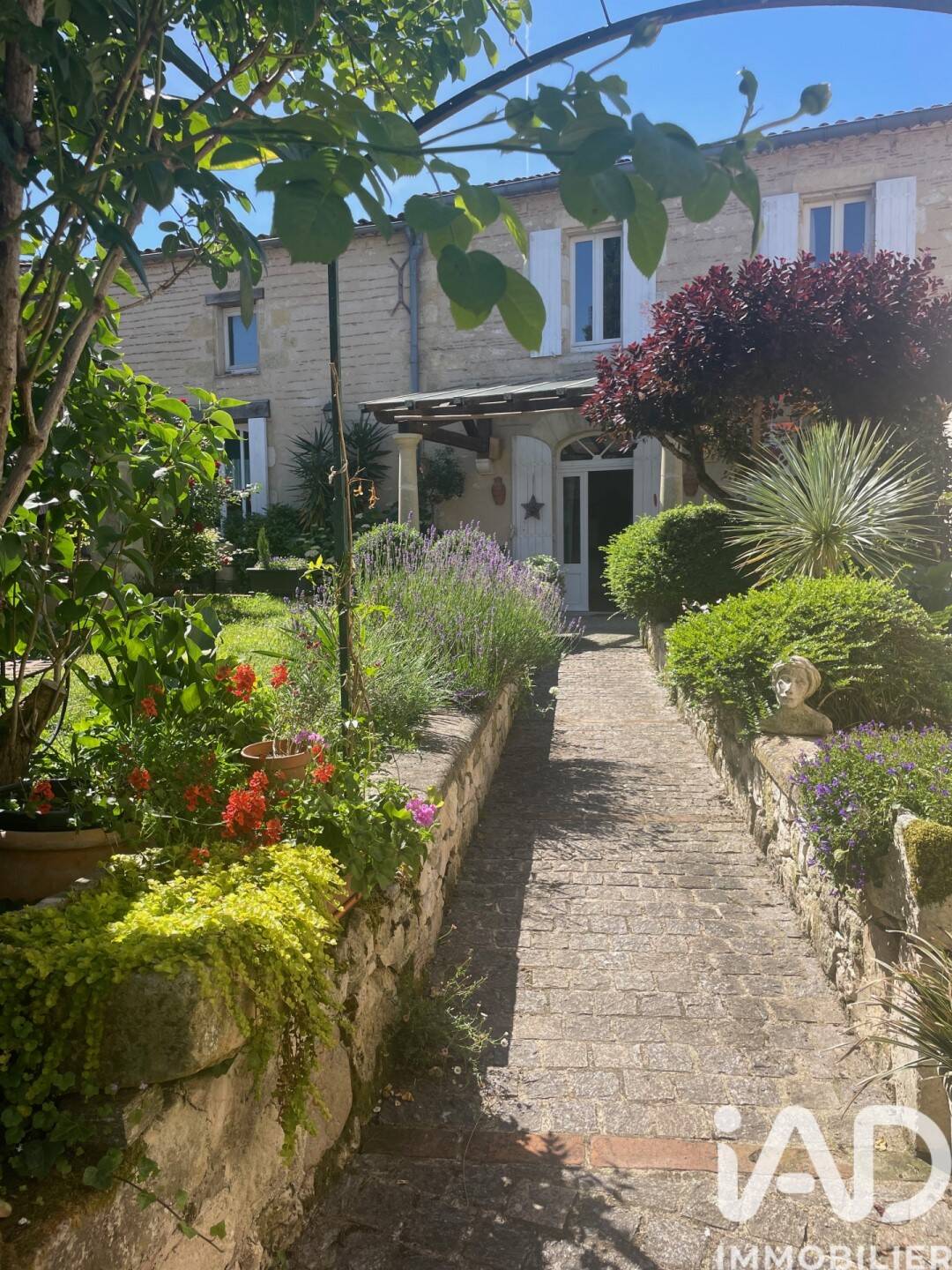 Maison à vendre, 251m², PORT SAINTE FOY ET PONCHAPT