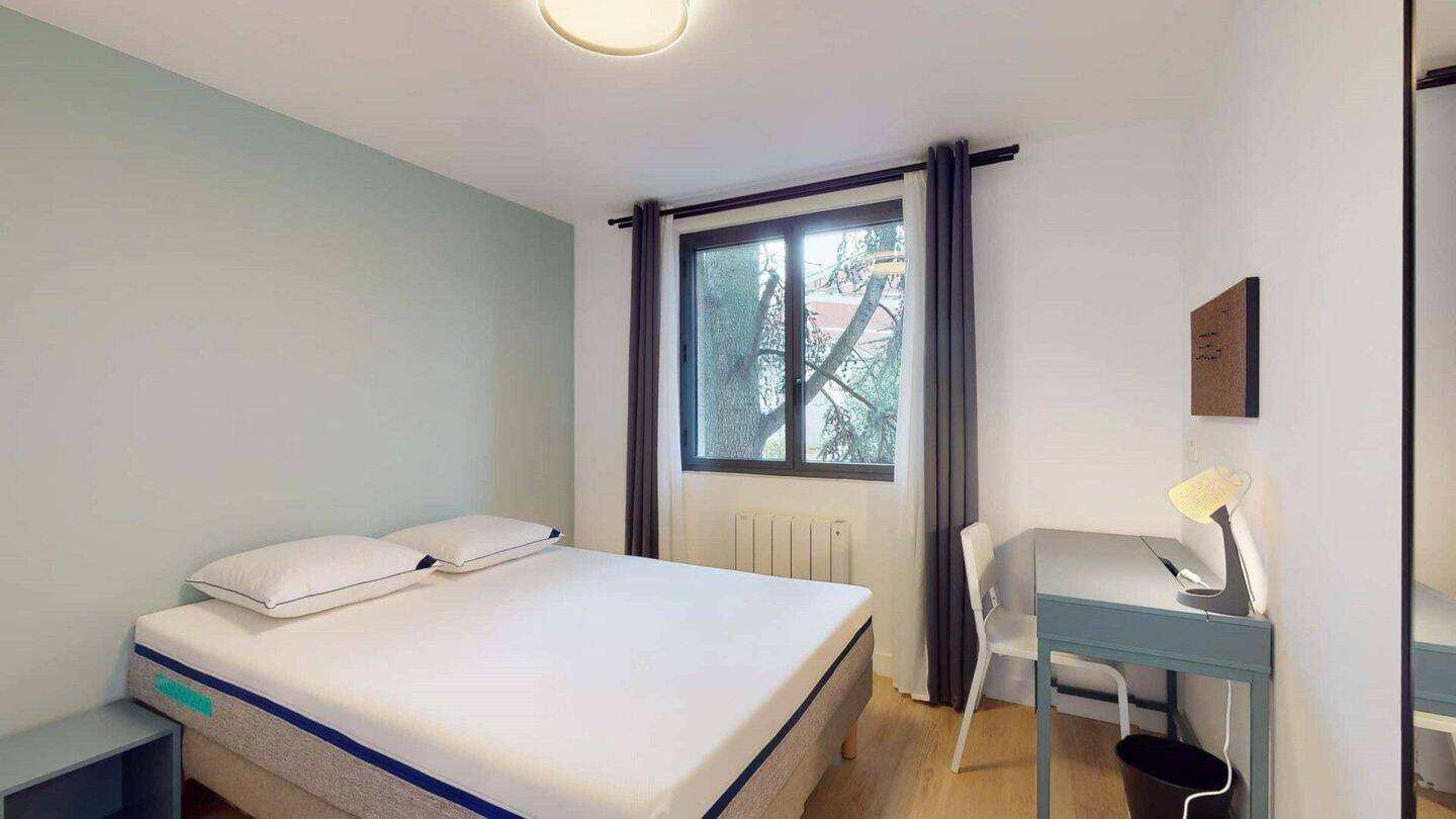 Maison à louer, 15m², IVRY SUR SEINE