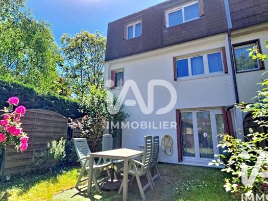 Maison à vendre 272 000 € 5 pièces 3 chambres 110,8 m² 105 m² de terrain Centre Sud Évry-Courcouronnes 91080