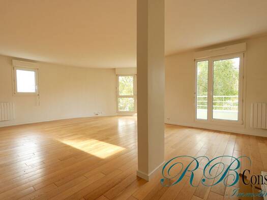 Appartement à louer 1 655 € 4 pièces 2 chambres 91 m² Étage 1/4 Houssières Châtenay-Malabry 92290