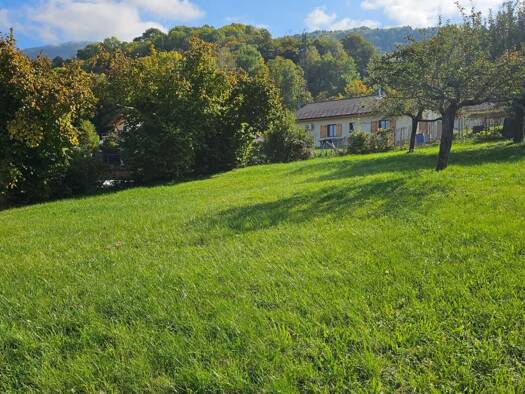 Terrain constructible viabilisé à vendre 95 000 € 700 m² de terrain Arvillard 73110