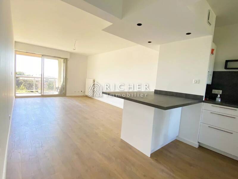 Maison à louer, 48m², NICE