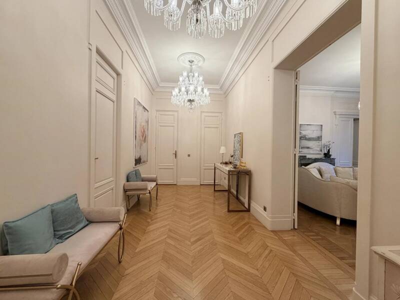 Maison à louer, 300m², PARIS 16E