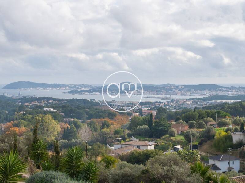 Maison à vendre, 300m², OLLIOULES