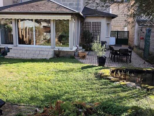 Maison de ville à vendre 271 000 € 5 pièces 2 chambres 98 m² 415 m² de terrain Bouygue Brive-la-Gaillarde 19100