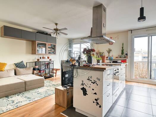 Appartement à vendre 462 000 € 3 pièces 2 chambres 60 m² Étage 6/6 Chantiers Versailles 78000