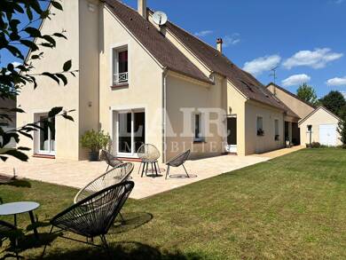Maison à vendre 472 500 € 7 pièces 5 chambres 220 m² 1 015 m² de terrain Alencon 61000