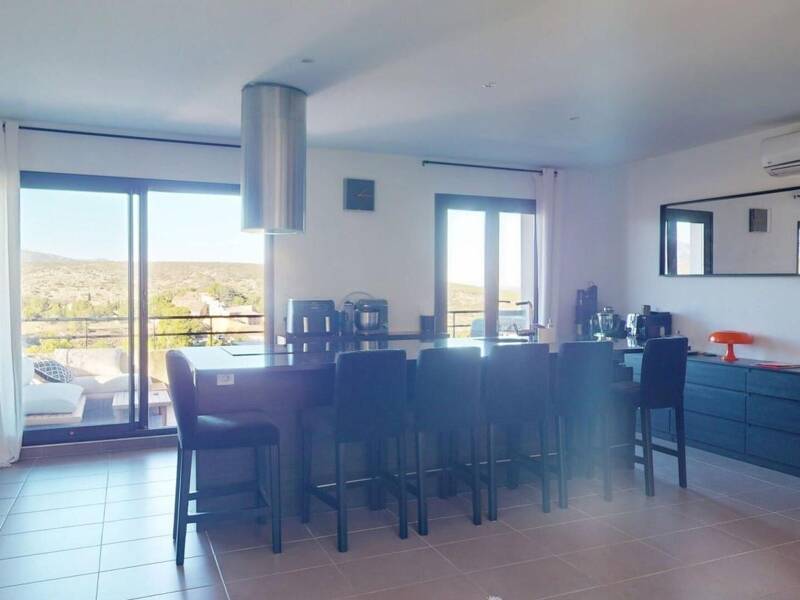 Maison à vendre, 143m², TREILLES