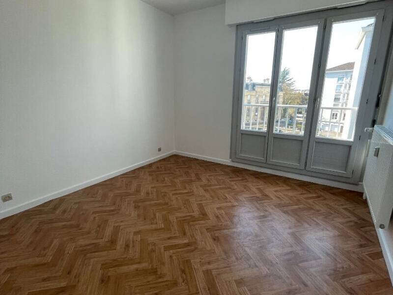 Maison à louer, 66m², GRAY