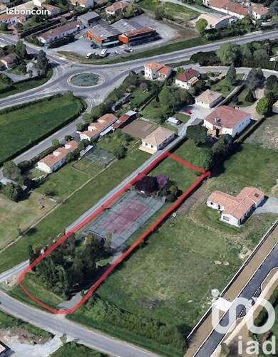Terrain constructible à vendre 225 000 € 2 877 m² de terrain Bessines 79000
