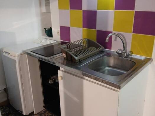 Appartement à louer - logement étudiant 300 € 1 pièce 15 m² 2ème étage Mazamet 81200