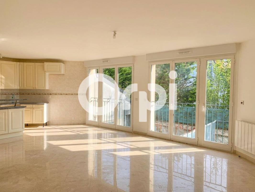 Maison à louer, 56m², SAINT MAUR DES FOSSES