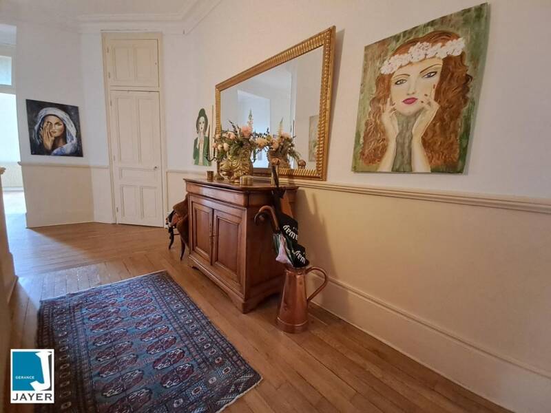 Maison à louer, 271m², CHALON SUR SAONE