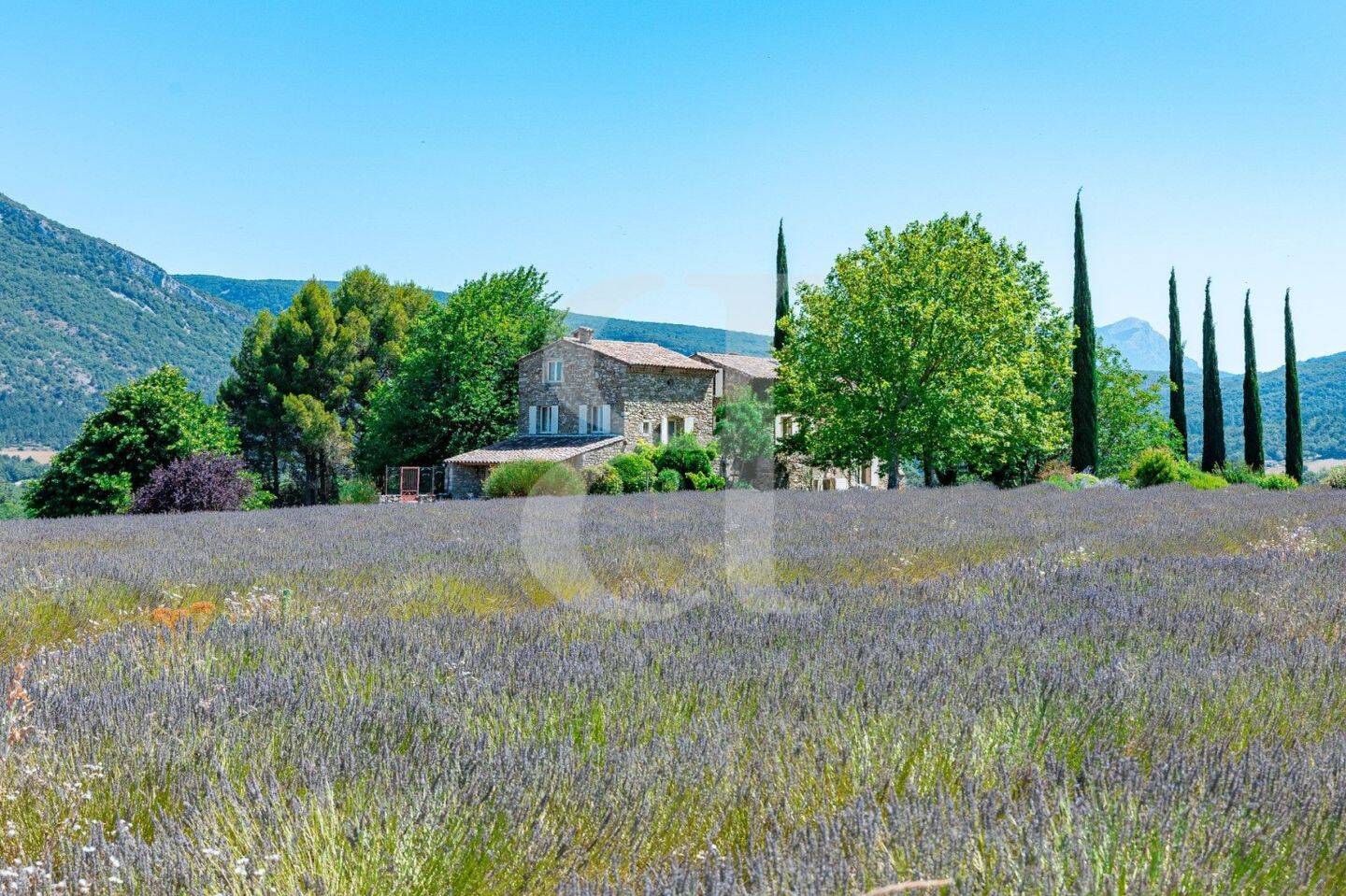 Maison à vendre, 357m², LA BEGUDE DE MAZENC