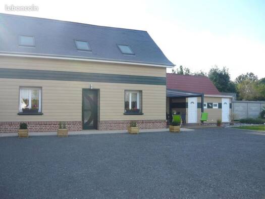 Maison à louer 750 € 3 pièces 2 chambres 73 m² Rambures 80140