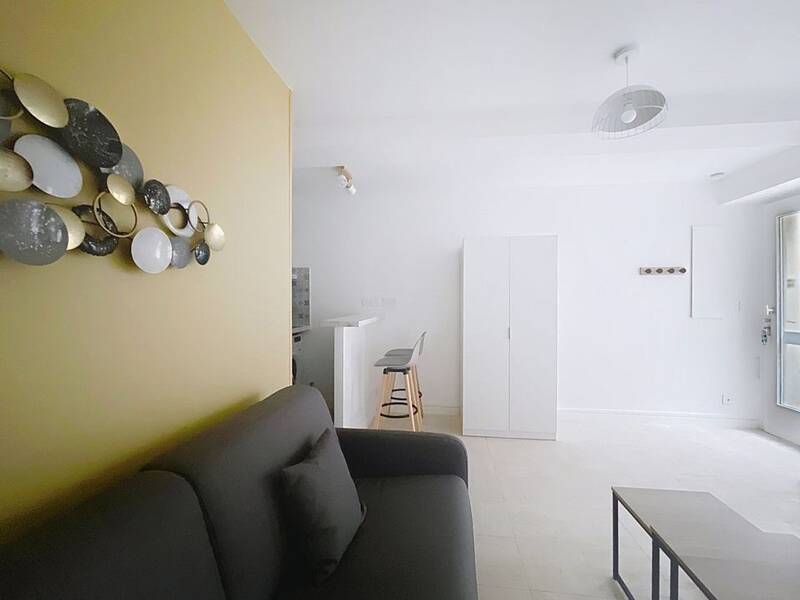 Maison à louer, 20m², PARIS 18E