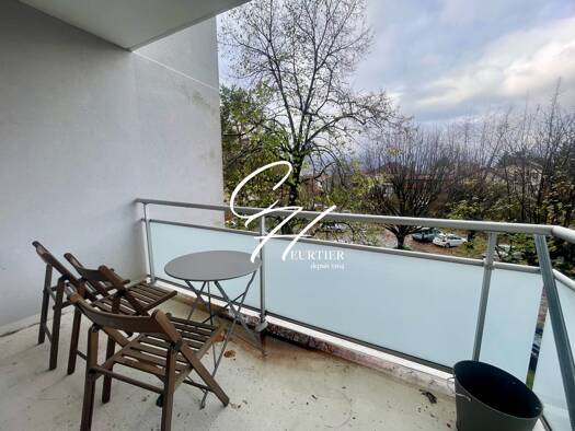 Appartement à vendre 89 000 € 1 pièce 26 m² Étage 2/7 Bidal Péri-Domaine Universitaire Saint-Martin-d'Hères 38400