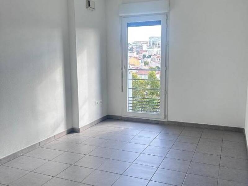 Maison à louer, 57m², MARSEILLE 4E