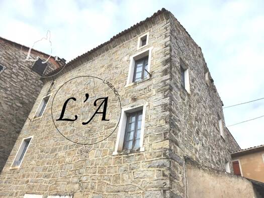 Maison à vendre 200 000 € 8 pièces 6 chambres 150 m² Bastelica 20119