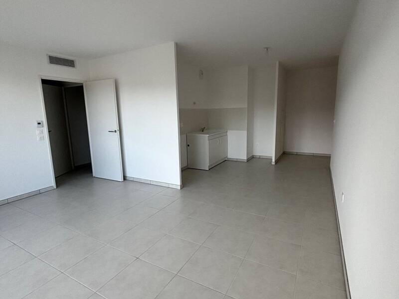 Maison à louer, 62m², MARSEILLE 9E