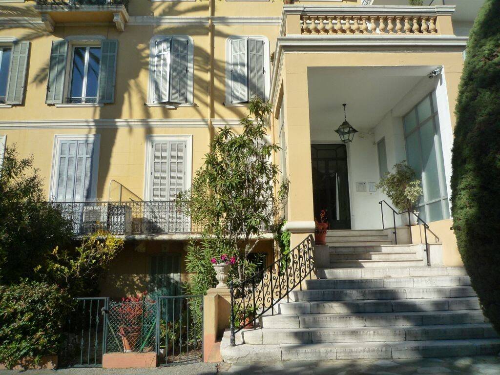 Maison à louer, 20m², CANNES