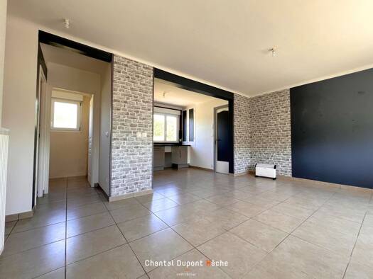 Maison à vendre 212 000 € 4 pièces 2 chambres 60 m² 383 m² de terrain Chartres 28000