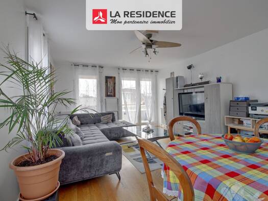 Appartement à vendre 219 900 € 4 pièces 3 chambres 85 m² Étage 2/3 Les Mureaux 78130