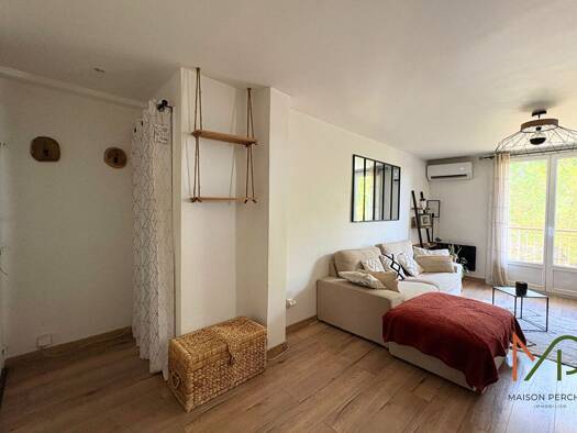 Appartement à vendre 135 000 € 3 pièces 2 chambres 55,67 m² Étage 3/3 Maljournal-Hlm Saint Hermantaire Draguignan 83300