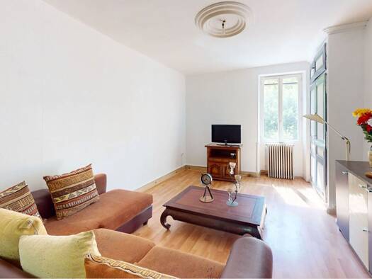 Appartement à vendre 60 000 € 3 pièces 1 chambre 71,41 m² Étage 1/3 Tenay 01230