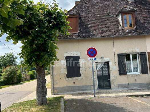 Maison à vendre 28 000 € 3 pièces 2 chambres 47 m² Champcevrais 89220