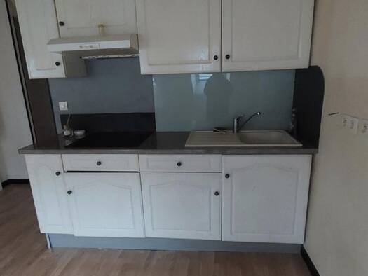 Appartement à louer 540 € 3 pièces 2 chambres 39 m² Étage 2/2 Centre Ville Saint-Quentin 02100