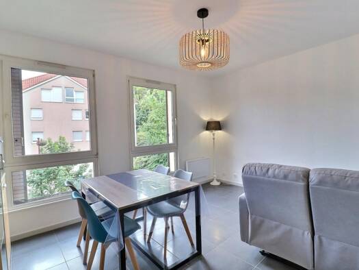 Appartement à louer 700 € 3 pièces 2 chambres 61,1 m² Étage 2/4 Bleiberg Dourd'Hal Saint-Avold 57500