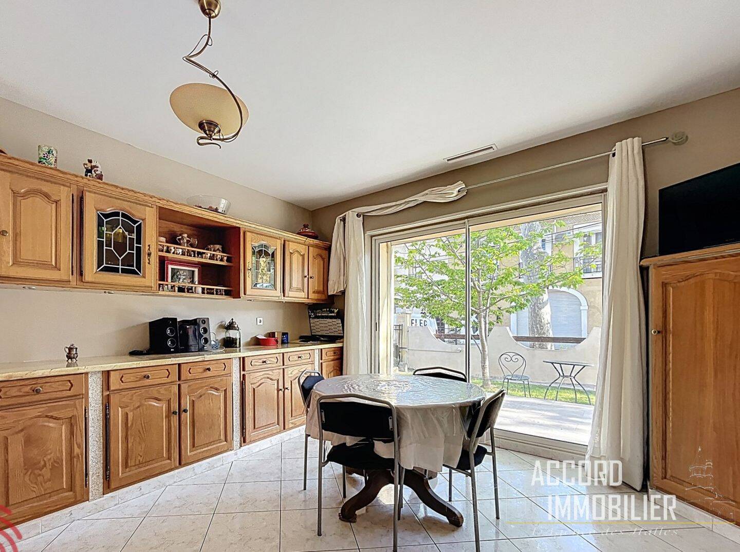 Maison à vendre, 328m², POMEROLS