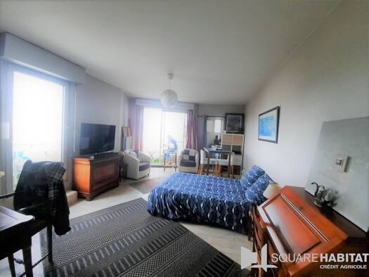 Appartement à vendre 58 900 € 1 pièce 26 m² Étage 7/7 Exterieur Haut Bellerive-sur-Allier 03700