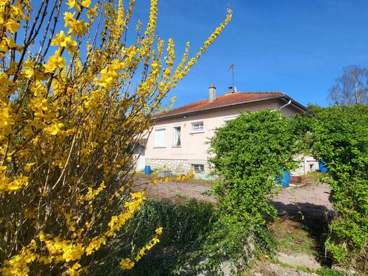 Pavillon à vendre 157 000 € 5 pièces 2 chambres 78 m² 2 518 m² de terrain Esternay 51310