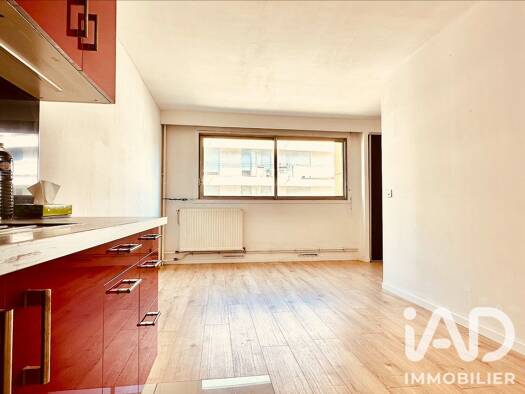 Appartement à vendre 318 000 € 2 pièces 1 chambre 29,58 m² Étage 3/8 Faubourg du Temple-Hôpital Saint Louis Paris 10ème arrondissement 75010