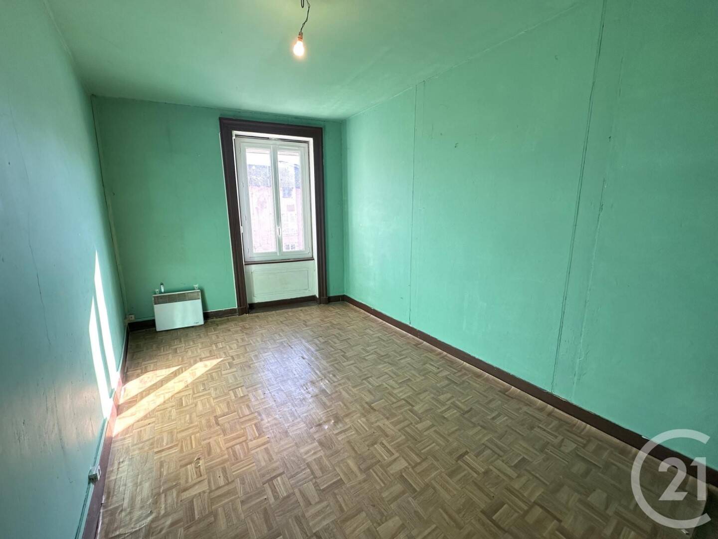 Maison à vendre, 95m², VILLIEU LOYES MOLLON