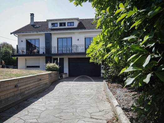Villa à vendre 625 000 € 8 pièces 5 chambres 225 m² 872 m² de terrain Limoges 87000