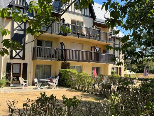 Duplex à vendre 220 000 € 2 pièces 1 chambre 39 m² 2ème étage Tourgéville 14800