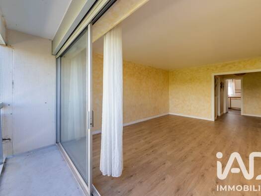 Appartement à vendre 260 000 € 3 pièces 2 chambres 69 m² Étage 3/7 Larue Chevilly-Larue 94550