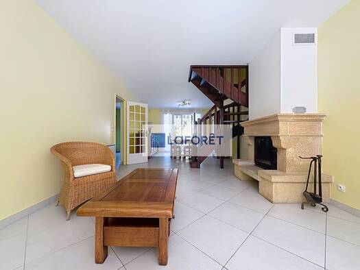 Maison à vendre 290 000 € 5 pièces 3 chambres 96 m² 178 m² de terrain Leclerc-Centre Ouest Brie-Comte-Robert 77170