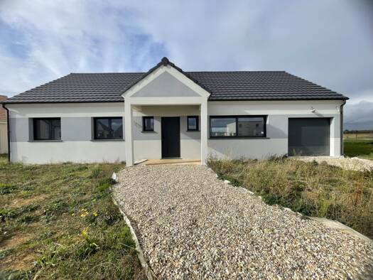 Maison de plain-pied à vendre 350 000 € 4 pièces 3 chambres 115 m² 774 m² de terrain Évreux 27000