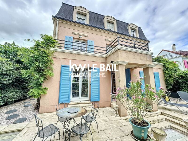 Maison à vendre, 213m², CERGY