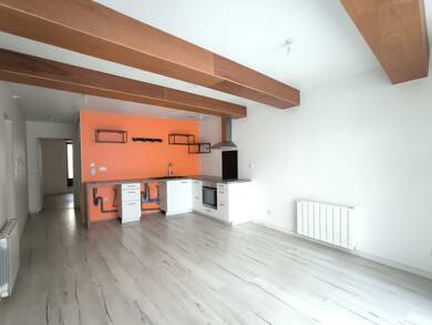 Appartement à louer 575 € 2 pièces 1 chambre 45,9 m² RDC/2 Pomponne Montauban 82000